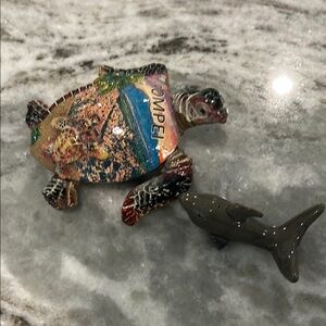 Pompei hand painted turtle & dolphin ceramic set